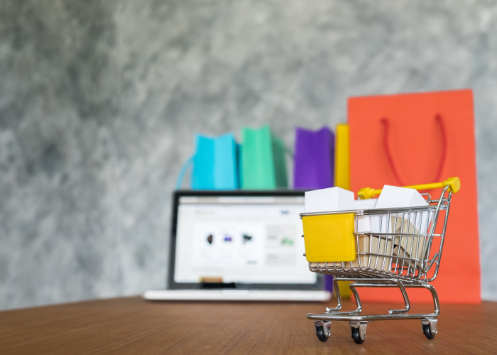 Retargeting Strategies for Abandoned Carts